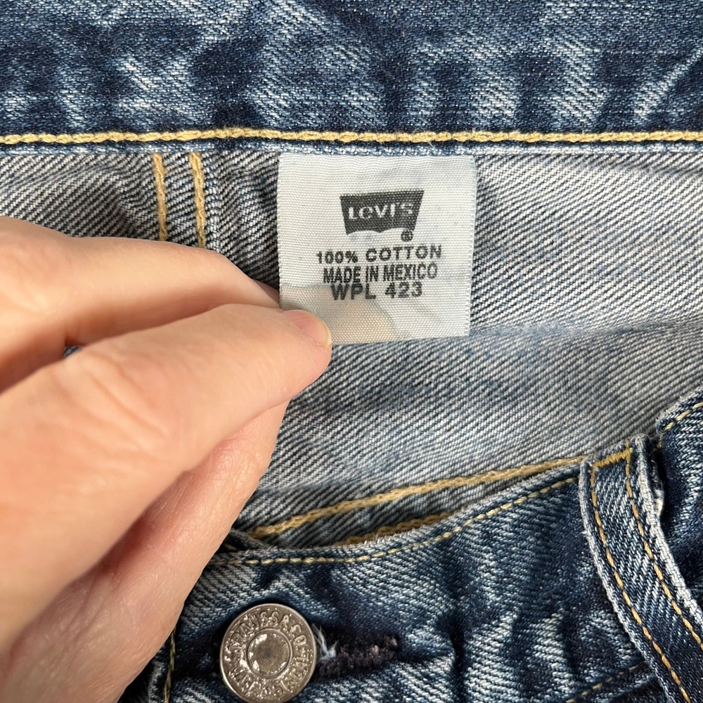Levi's 501 Button Fly Jeans Mens 38x32 Mexico WPL 423 Distressed Y2K - Picture 2 of 13